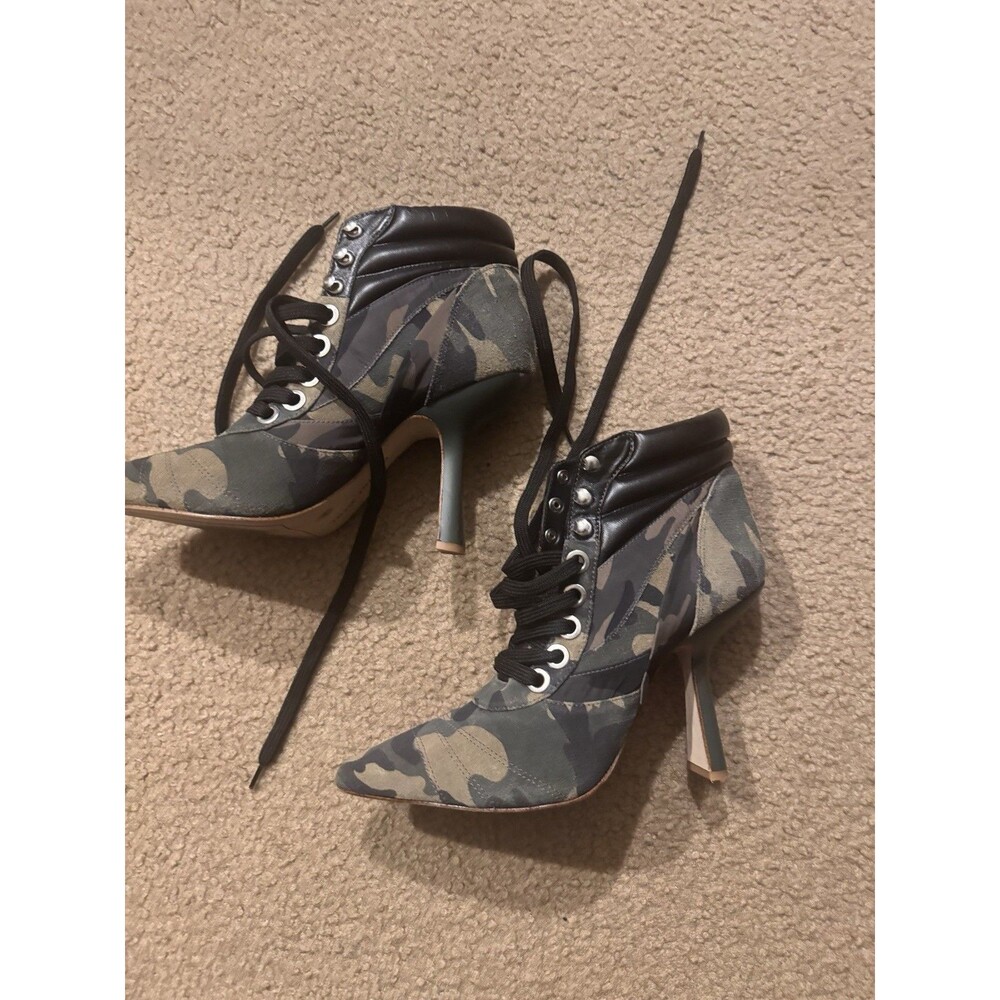 Gianni Bini  Camo Heeled Ankle Boots  Size 10M - Picture 7 of 15